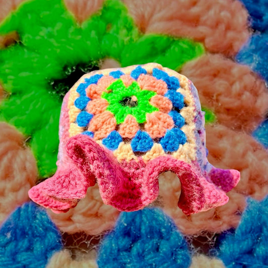 Granny Square Ruffel Hat
